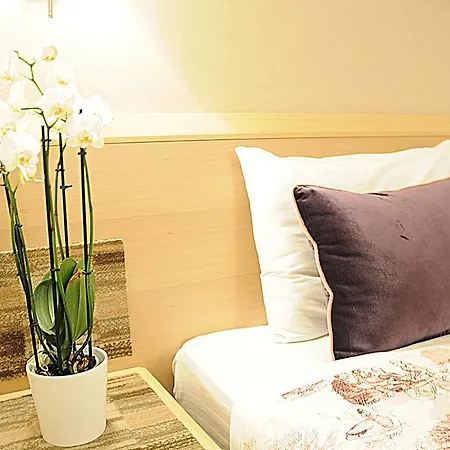 Sv Bussiness Taksim 4*
