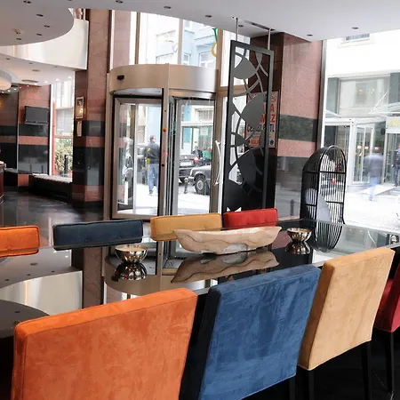 Sv Bussiness Taksim 4*
